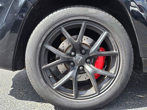 Used 2019 Jeep Grand Cherokee SRT AWD/4WD image 9