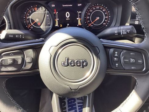 New 2026 Jeep Gladiator Sport image 13