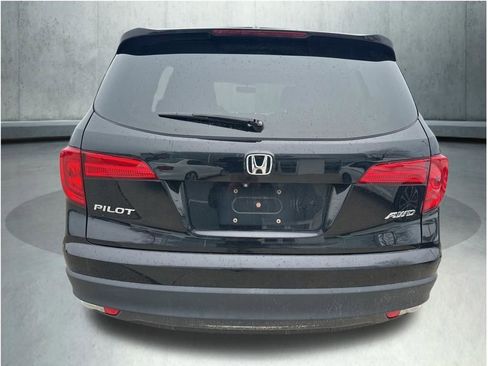 Used 2017 Honda Pilot EX-L image 3