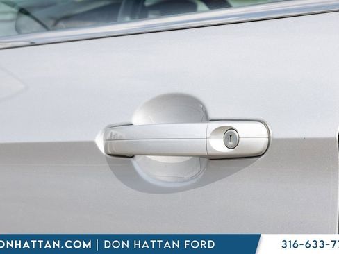 Used 2014 Ford Escape SE image 22