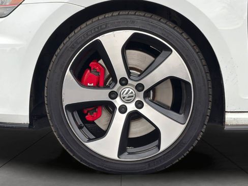 Used 2016 Volkswagen GTI Autobahn w/ Lighting Package (SEL) image 11