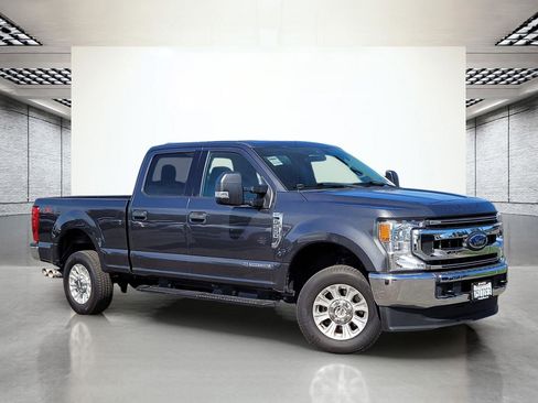 Used 2020 Ford F250 XLT AWD/4WD image 2