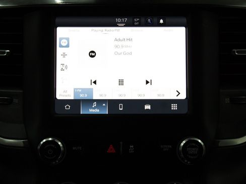 Used 2024 RAM 2500 Big Horn image 24