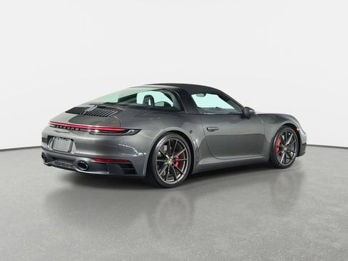 Used 2022 Porsche 911 Targa 4 GTS AWD/4WD image 3