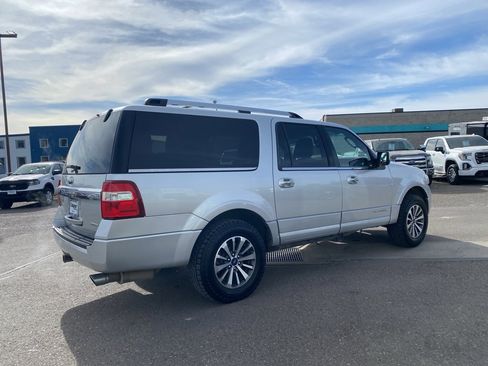 Used 2017 Ford Expedition EL Platinum image 23