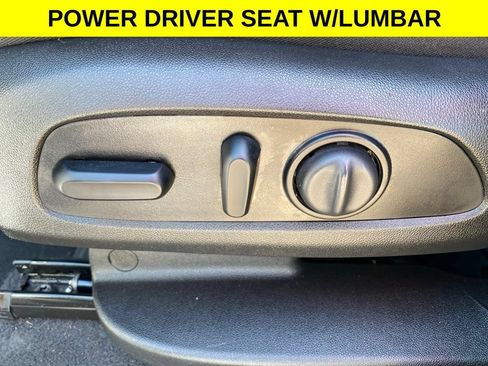Used 2021 GMC Terrain SLE w/ Driver Convenience Package FWD image 10