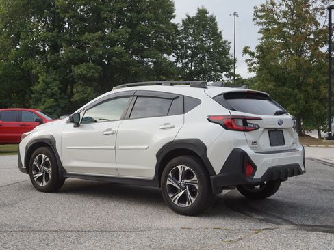 Used 2024 Subaru Crosstrek 2.0i Premium AWD/4WD image 7