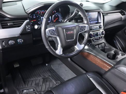 Used 2019 GMC Yukon XL SLT image 9