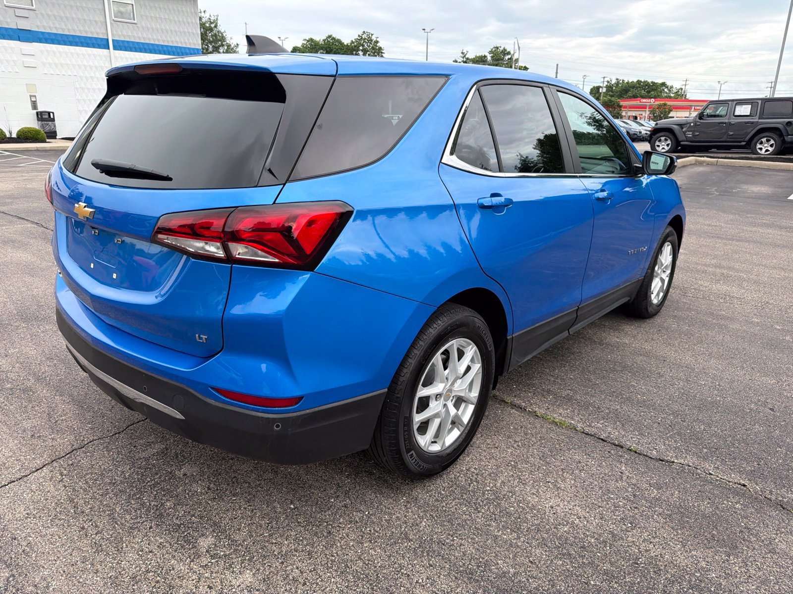 Used 2024 Chevrolet Equinox LT FWD image 5