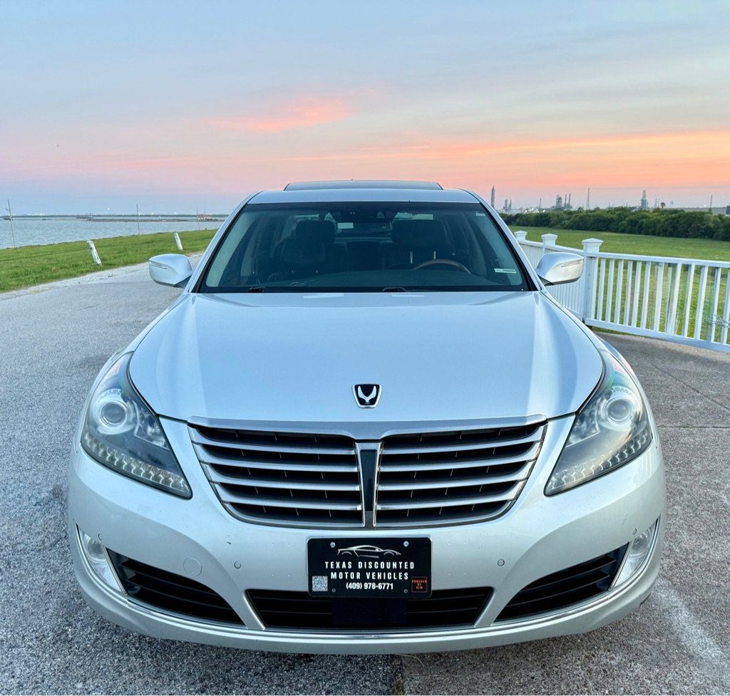 Used 2014 Hyundai Equus Signature RWD image 2