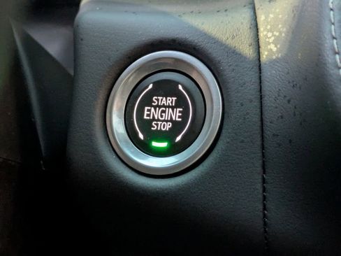 Used 2023 Chevrolet Tahoe Z71 w/ Luxury Package image 29