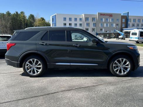 Used 2022 Ford Explorer Platinum w/ Equipment Group 601A AWD/4WD image 12