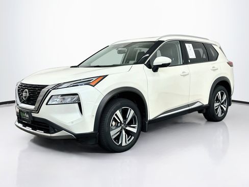 Used 2021 Nissan Rogue Platinum AWD/4WD image 3