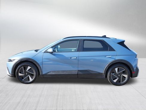 Certified 2025 Hyundai Ioniq 5 SEL image 4