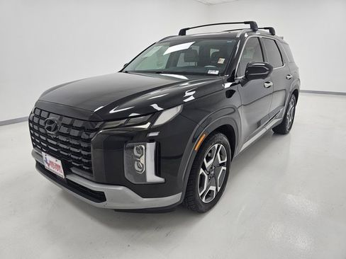Used 2023 Hyundai Palisade Limited image 5