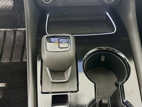 Used 2021 Nissan Rogue Platinum image 24