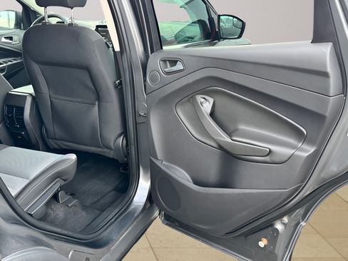 Used 2014 Ford Escape SE w/ Equipment Group 201A AWD/4WD image 15