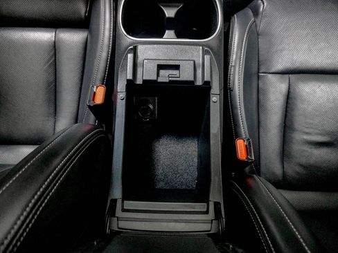 Used 2020 Subaru Outback Limited image 25