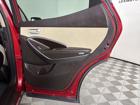 Used 2017 Hyundai Santa Fe Sport image 24