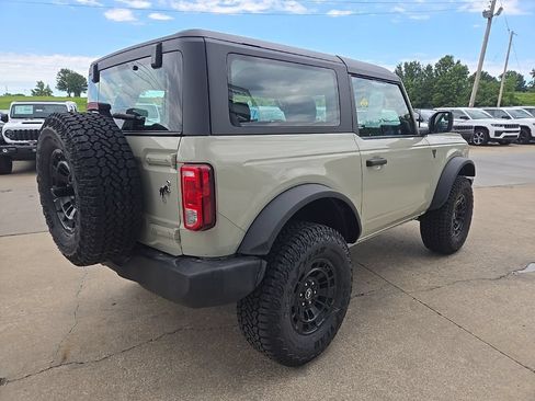 Used 2026 Ford Bronco 2-Door w/ Sasquatch Package AWD/4WD image 10