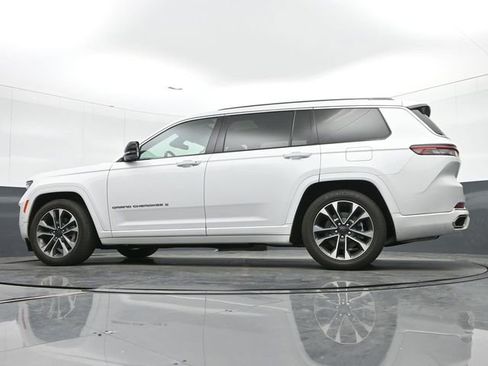Used 2023 Jeep Grand Cherokee L Overland image 15
