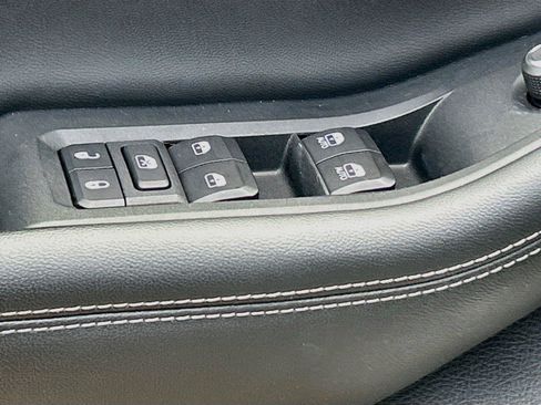 Used 2022 Jeep Grand Cherokee L Laredo w/ Luxury Tech Group I AWD/4WD image 25