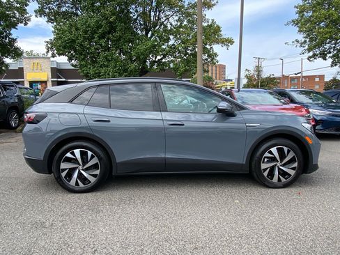Used 2023 Volkswagen ID.4 Pro RWD image 2