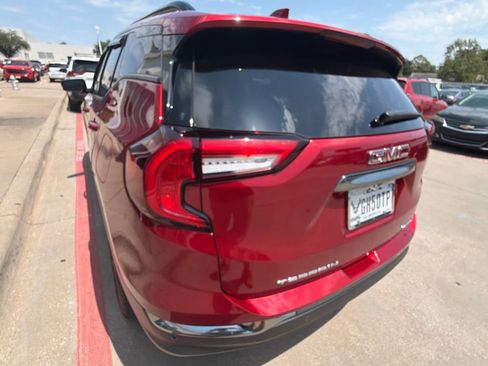 Used 2023 GMC Terrain AT4 w/ Infotainment Package II AWD/4WD image 6