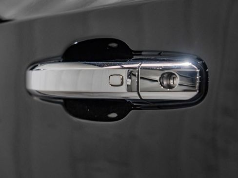 Used 2019 GMC Sierra 1500 SLT image 39