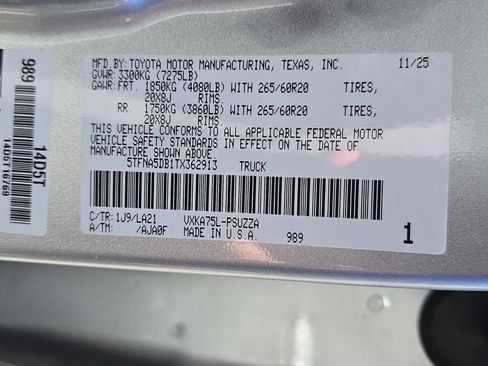 Used 2026 Toyota Tundra Platinum AWD/4WD image 39