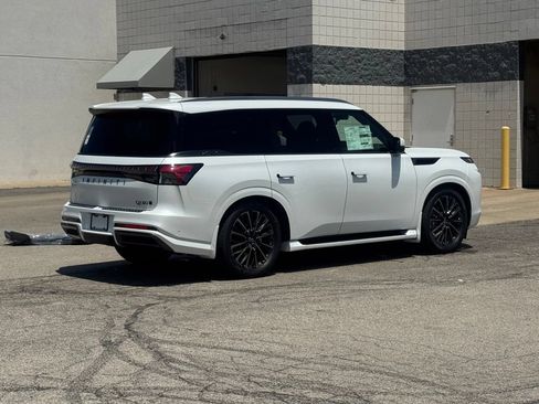 New 2026 INFINITI QX80 Autograph w/ Premium Cargo Package AWD/4WD image 4
