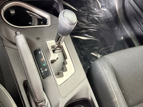 Used 2018 Toyota RAV4 XLE image 16