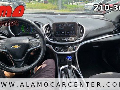 Used 2017 Chevrolet Volt LT FWD image 33