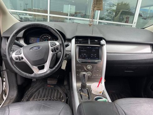Used 2013 Ford Edge SEL FWD image 10