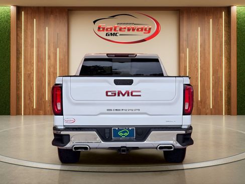 Used 2023 GMC Sierra 1500 SLT AWD/4WD image 6