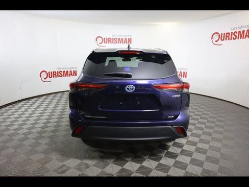Used 2021 Toyota Highlander Platinum AWD/4WD image 5
