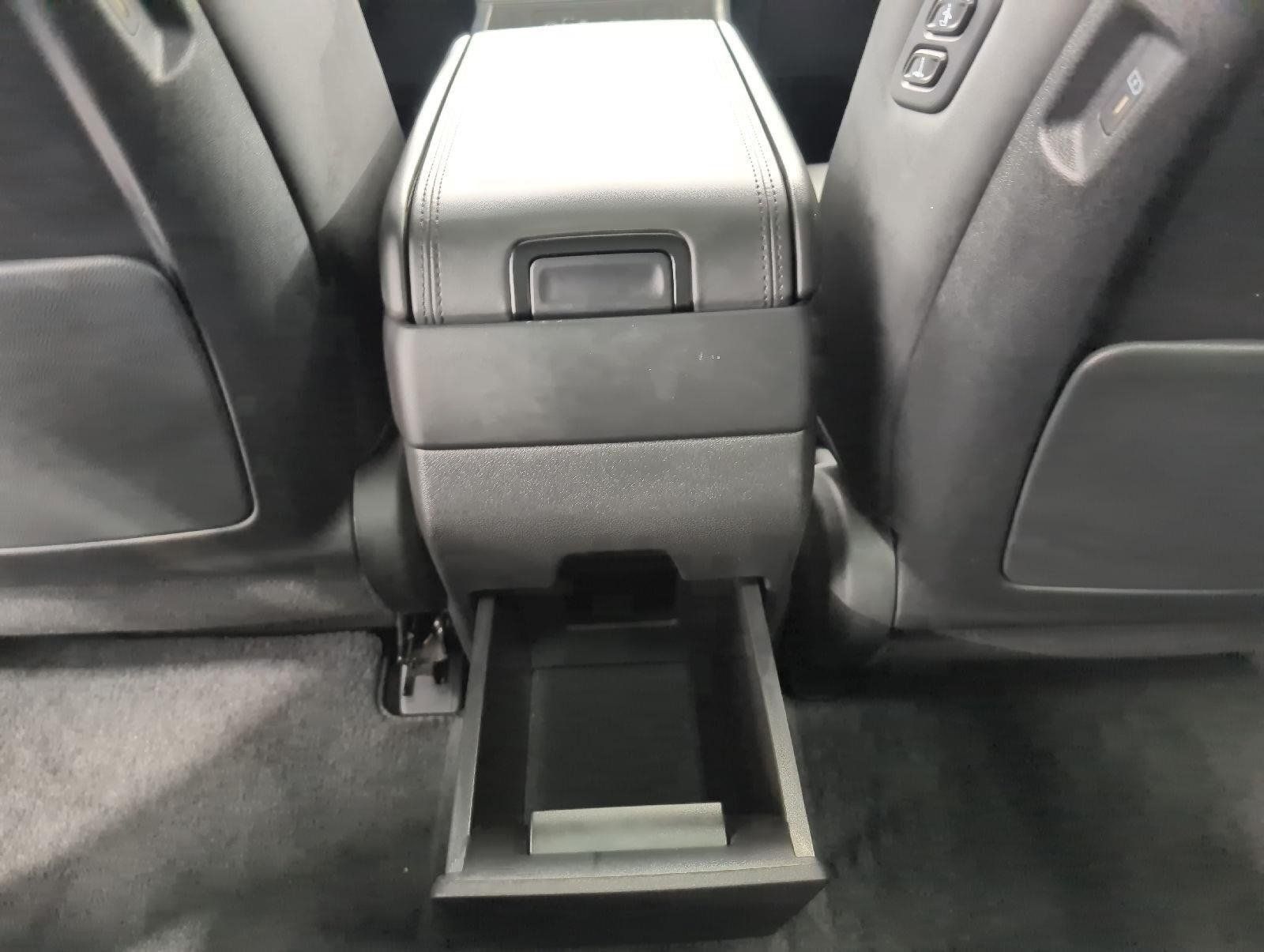 Used 2025 Hyundai Santa Fe Calligraphy AWD/4WD image 22
