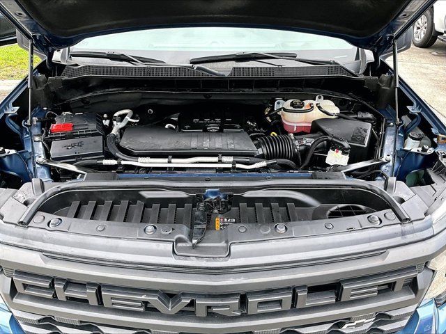 Used 2024 Chevrolet Silverado 1500 Custom w/ Turbomax Blackout Package RWD image 11