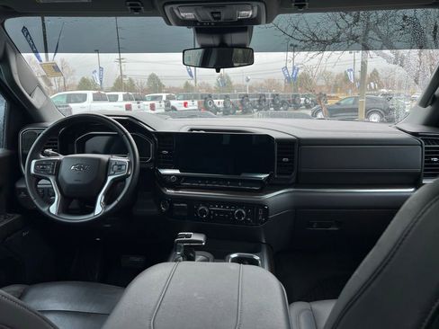 Used 2024 Chevrolet Silverado 1500 LT Trail Boss w/ Convenience Package II image 21