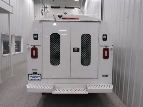 Used 2018 Chevrolet Express 3500 w/ Power Convenience Package image 12