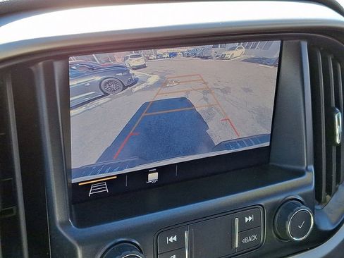 Used 2020 Chevrolet Colorado Z71 AWD/4WD image 19