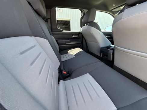 Used 2024 Toyota Tacoma TRD Sport RWD image 12