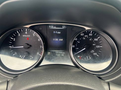 Used 2016 Nissan Rogue S FWD image 53