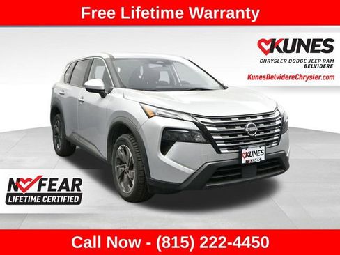 Used 2025 Nissan Rogue SV AWD/4WD image 1