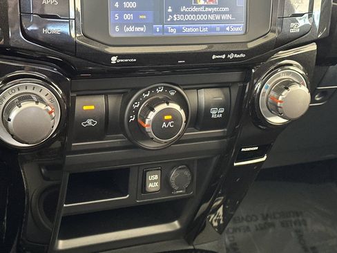 Used 2019 Toyota 4Runner TRD Off-Road Premium AWD/4WD image 22