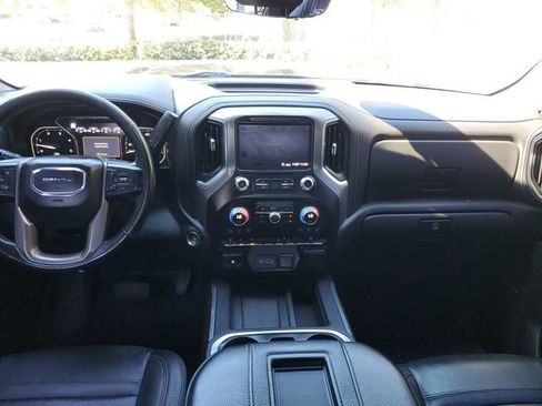 Used 2020 GMC Sierra 3500 Denali w/ Denali Ultimate Package image 10