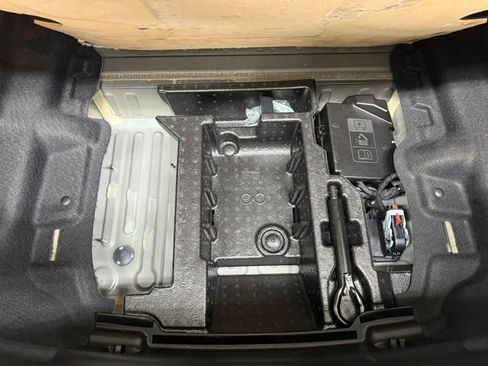 Used 2022 Chevrolet Camaro SS image 34