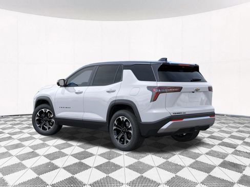 New 2026 Chevrolet Equinox LT w/ Convenience Package II image 7