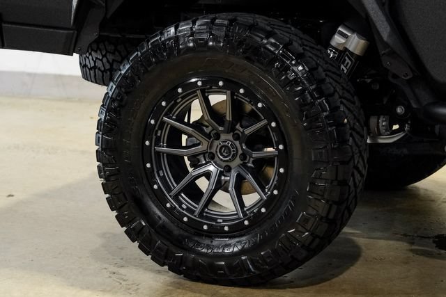 Used 2025 Jeep Gladiator Rubicon w/ Safety Group AWD/4WD image 40