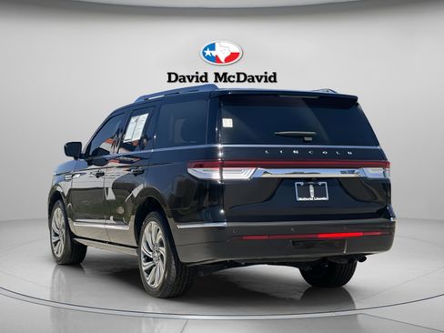 Certified 2023 Lincoln Navigator Reserve image 8